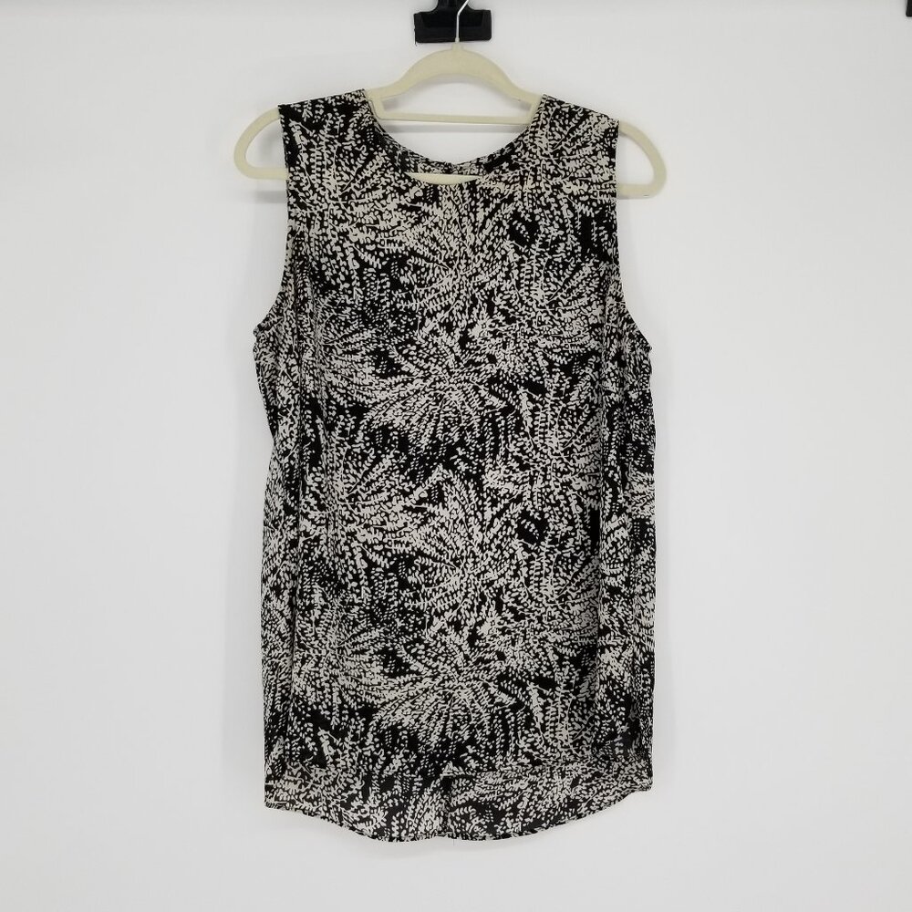 Lightweight, Breathable Sleeveless Top / Shell Minimalist - Versatile - Office